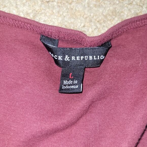 Rock & Republic Tank Top Women’s Large Tank Top Born to Rock Guitars Logo - Picture 2 of 4